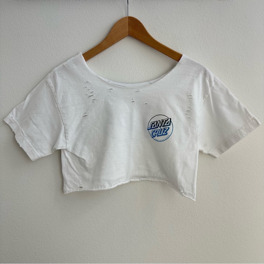 Santa Cruz Off-the-Shoulder Skater Cropped Tee